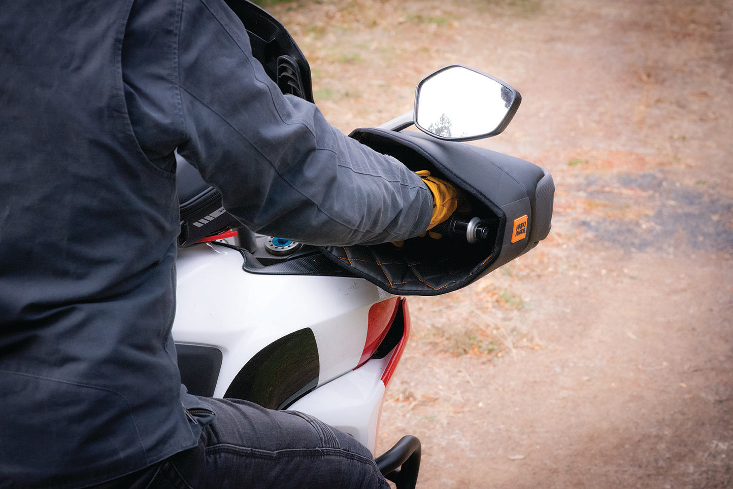 Rogue — Mid-sized, versatile motorcycle hand covers