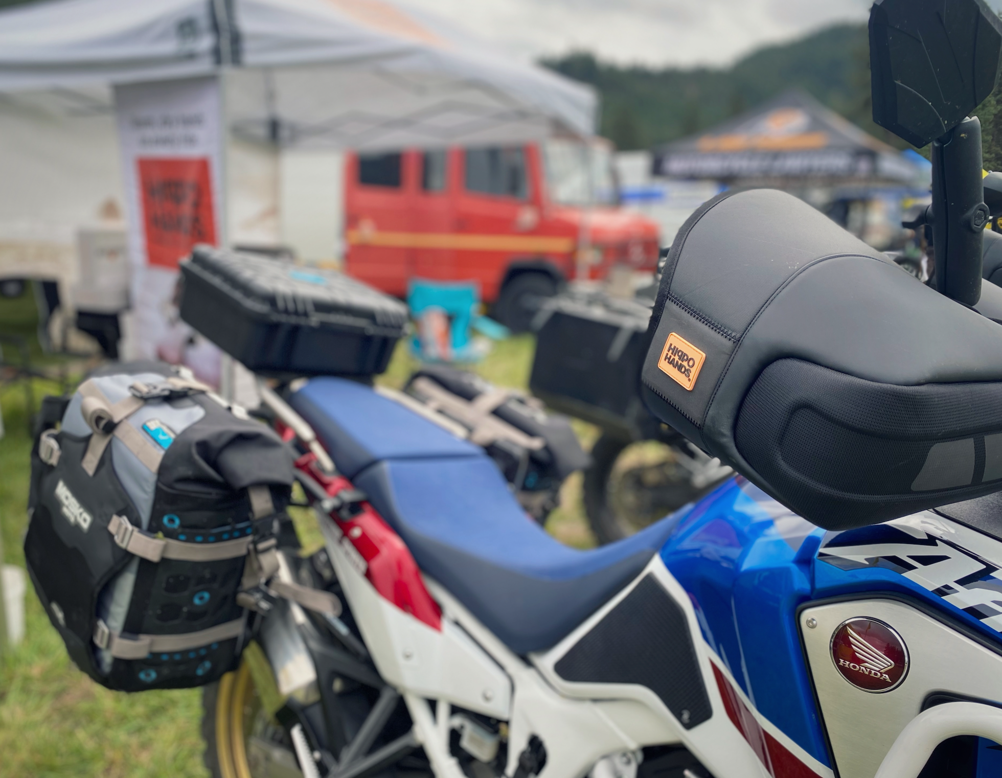 /cdn/shop/files/Mosko-Moto-High-Deser